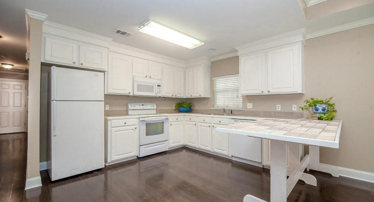 103 Presley Dr - Photo 3 of 12