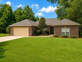featured image of 19 Morrell Cir
