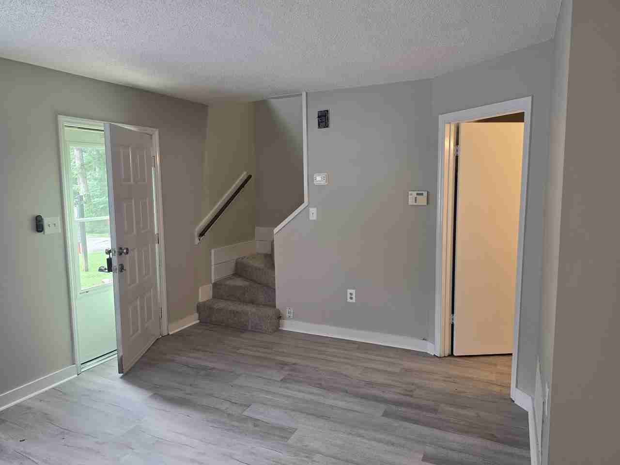 3622 Colchester St #8 - Photo 3 of 22