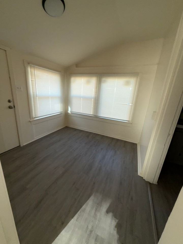 1206 E Mckinley St - Photo 6 of 6