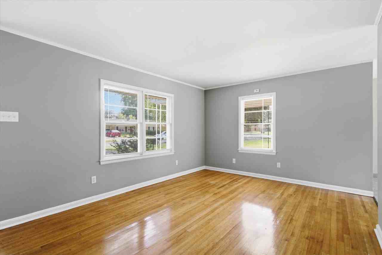 4301 Fredericks Ave - Photo 5 of 14
