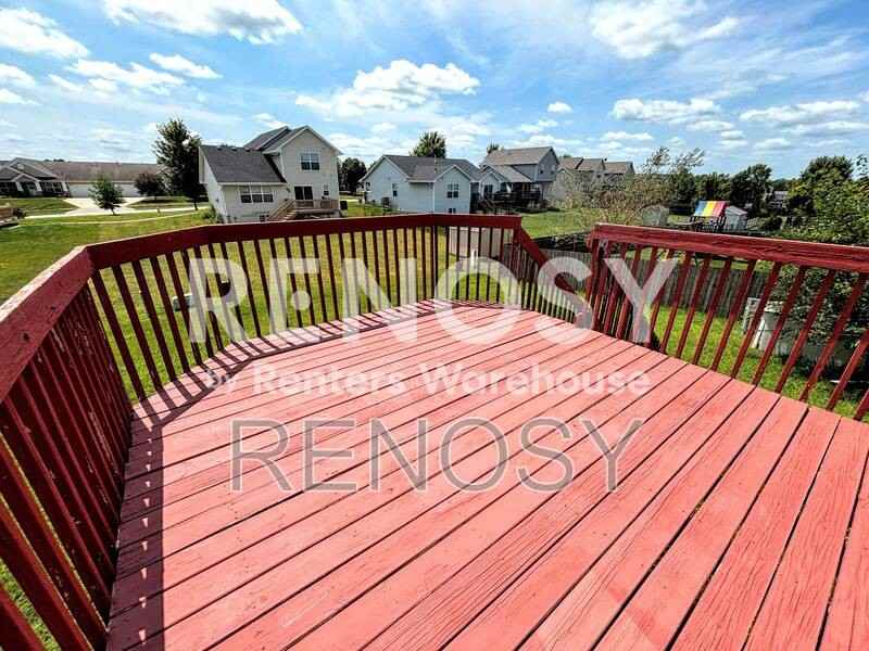 8228 Dakota Dr - Photo 4 of 26