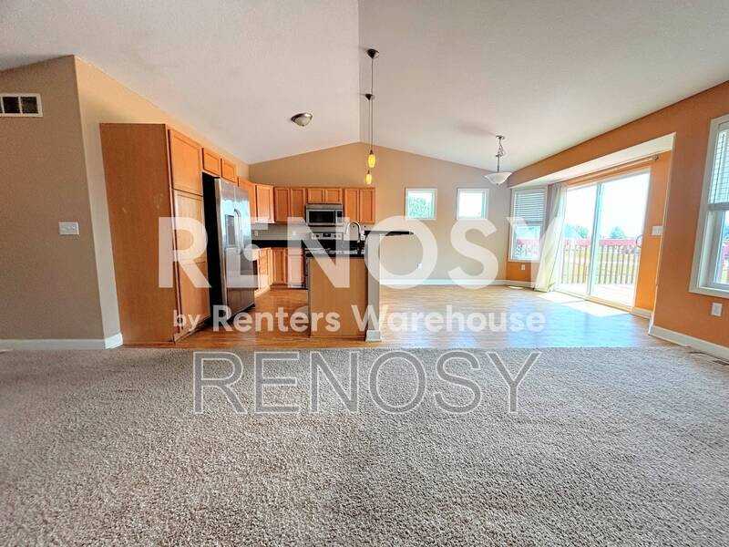 8228 Dakota Dr - Photo 5 of 26