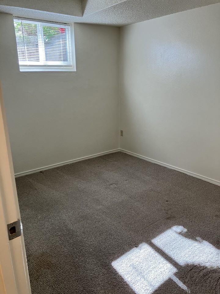 12204 105th Avenue Ct E #C - Photo 7 of 16