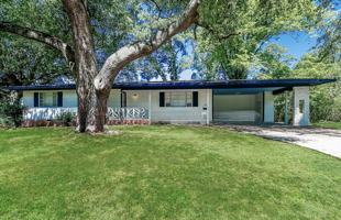 featured image of 3972 Berkley Dr