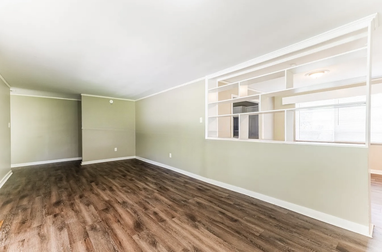 3972 Berkley Dr - Photo 2 of 7