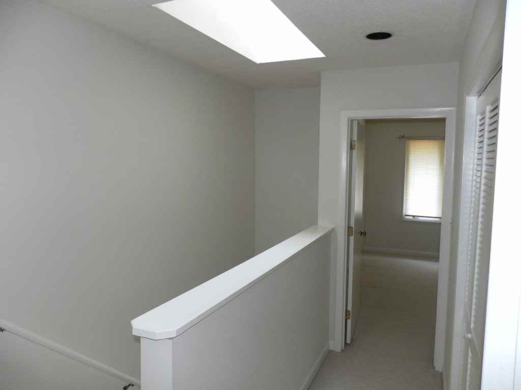 104 Twisted Oak Pl - Photo 4 of 8