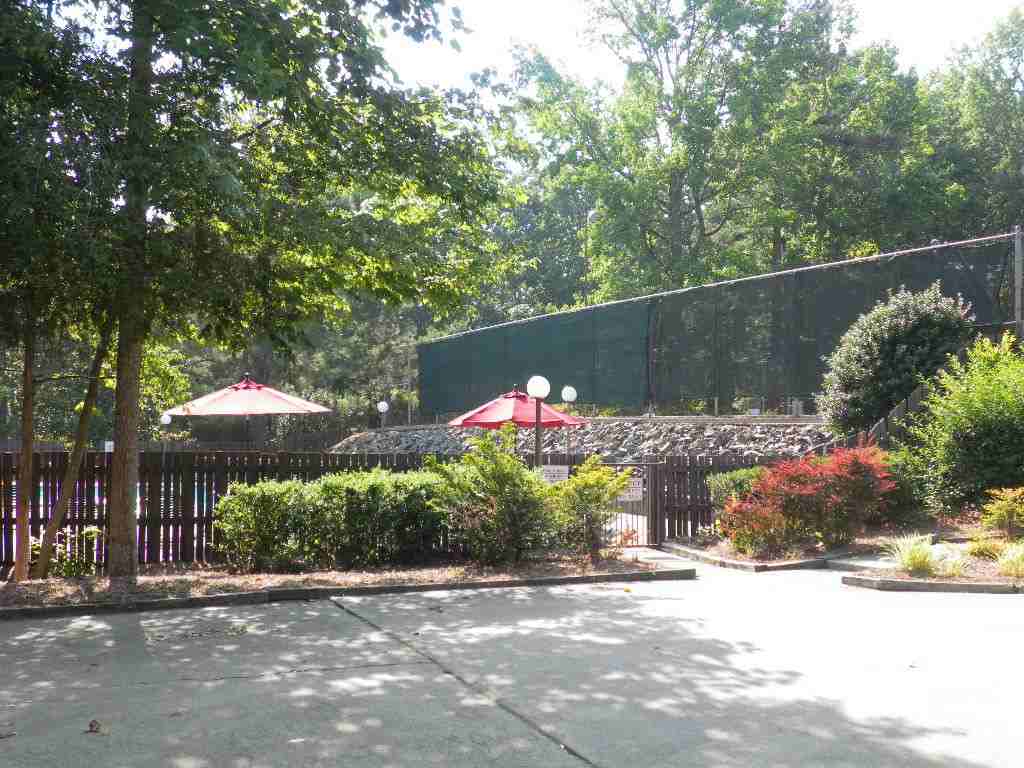 104 Twisted Oak Pl - Photo 6 of 8