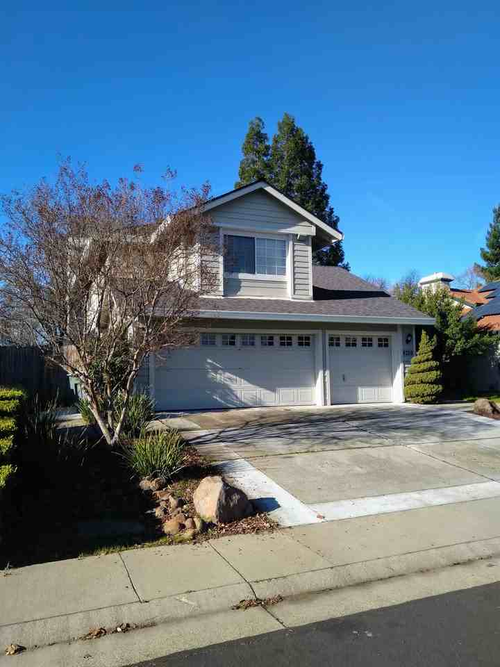 6220 Cameo Dr - Photo 2 of 14