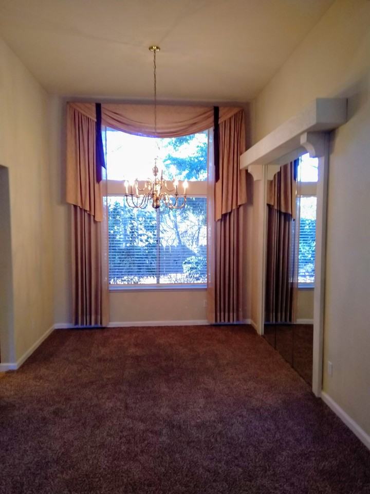 6220 Cameo Dr - Photo 5 of 14