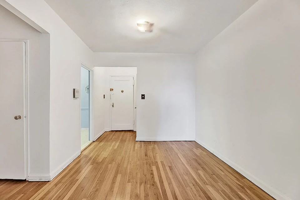 9902 3rd Ave #1M - Photo 4 of 9