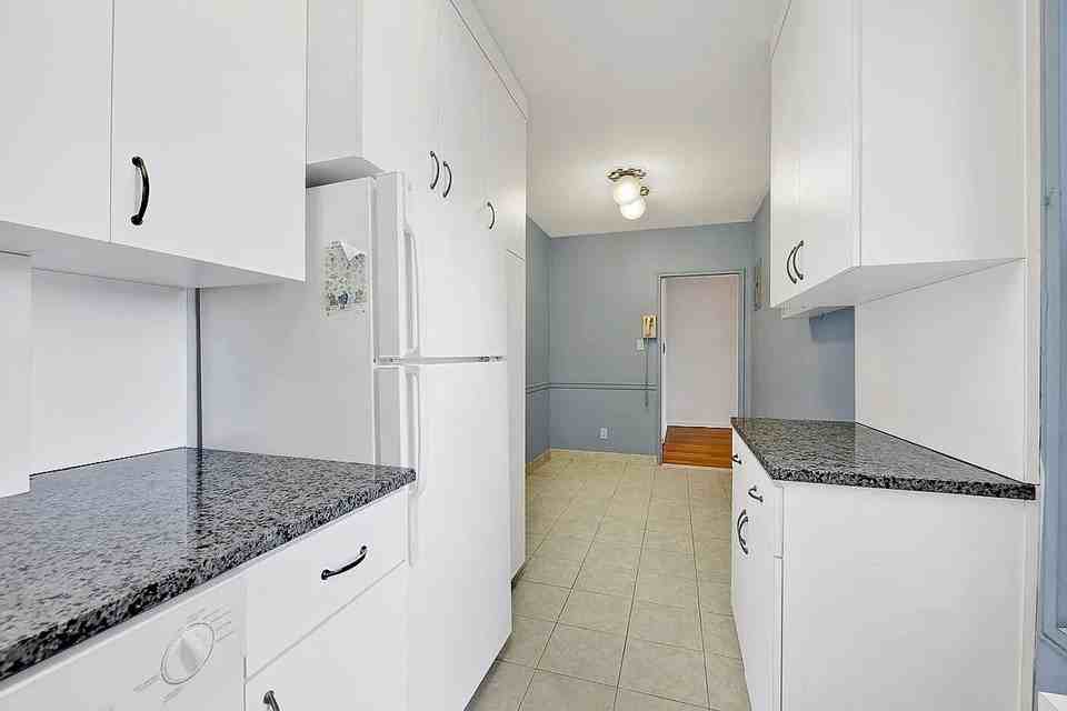 9902 3rd Ave #1M - Photo 7 of 9