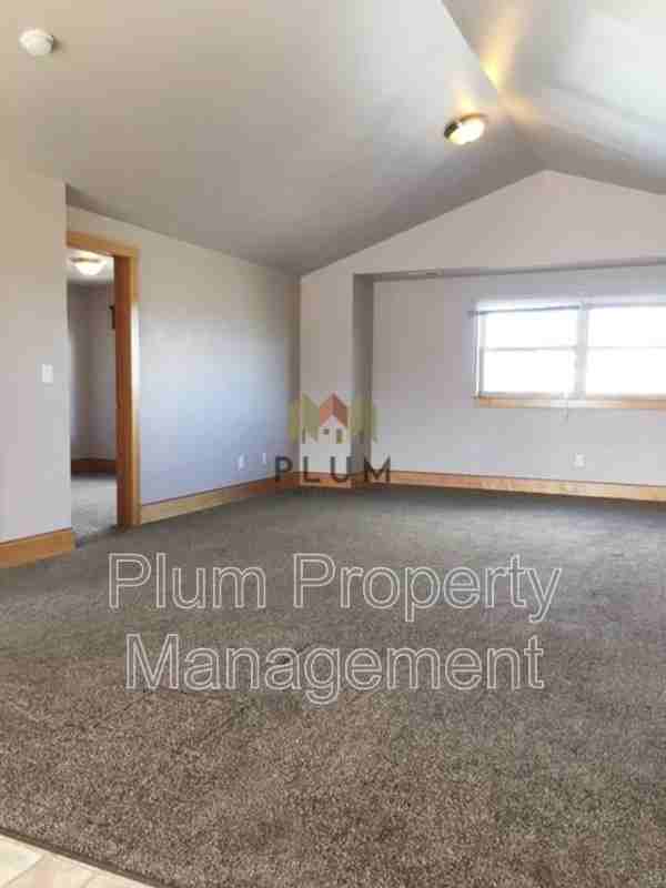 2726 Oshaughnesy St #B - Photo 6 of 22