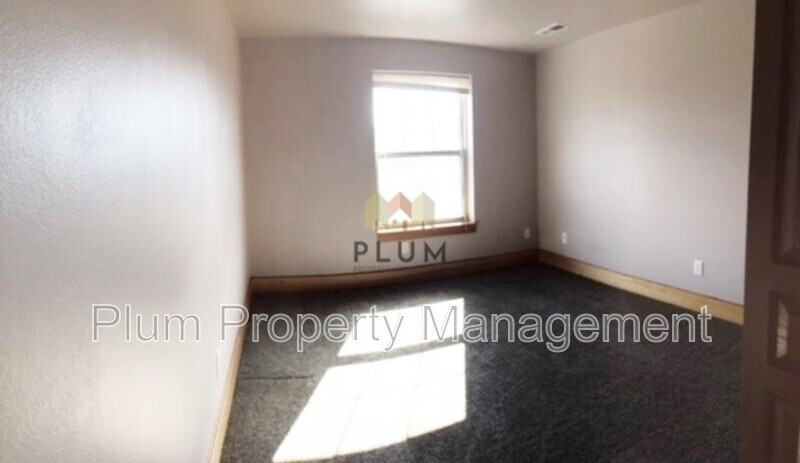 2726 Oshaughnesy St #B - Photo 7 of 22