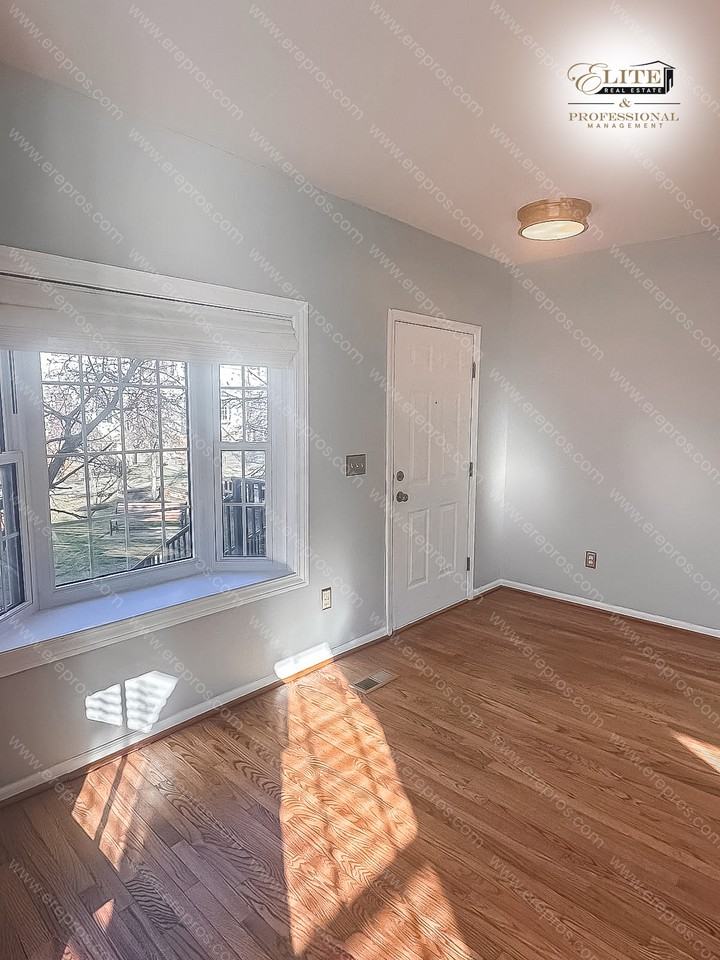 1183 Freesia Ct - Photo 4 of 23