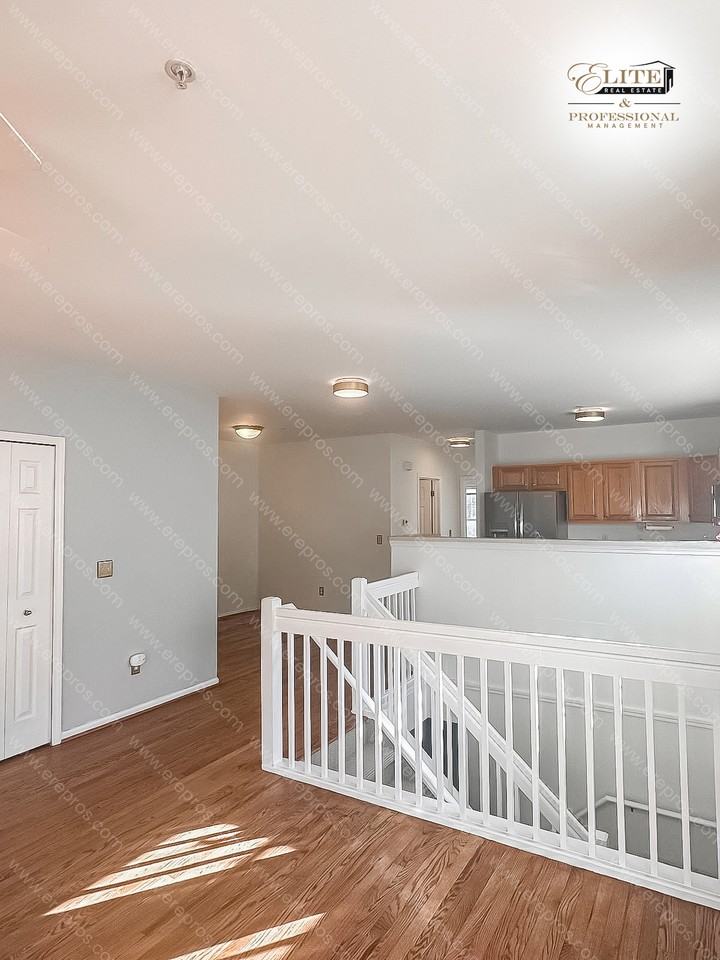 1183 Freesia Ct - Photo 6 of 23