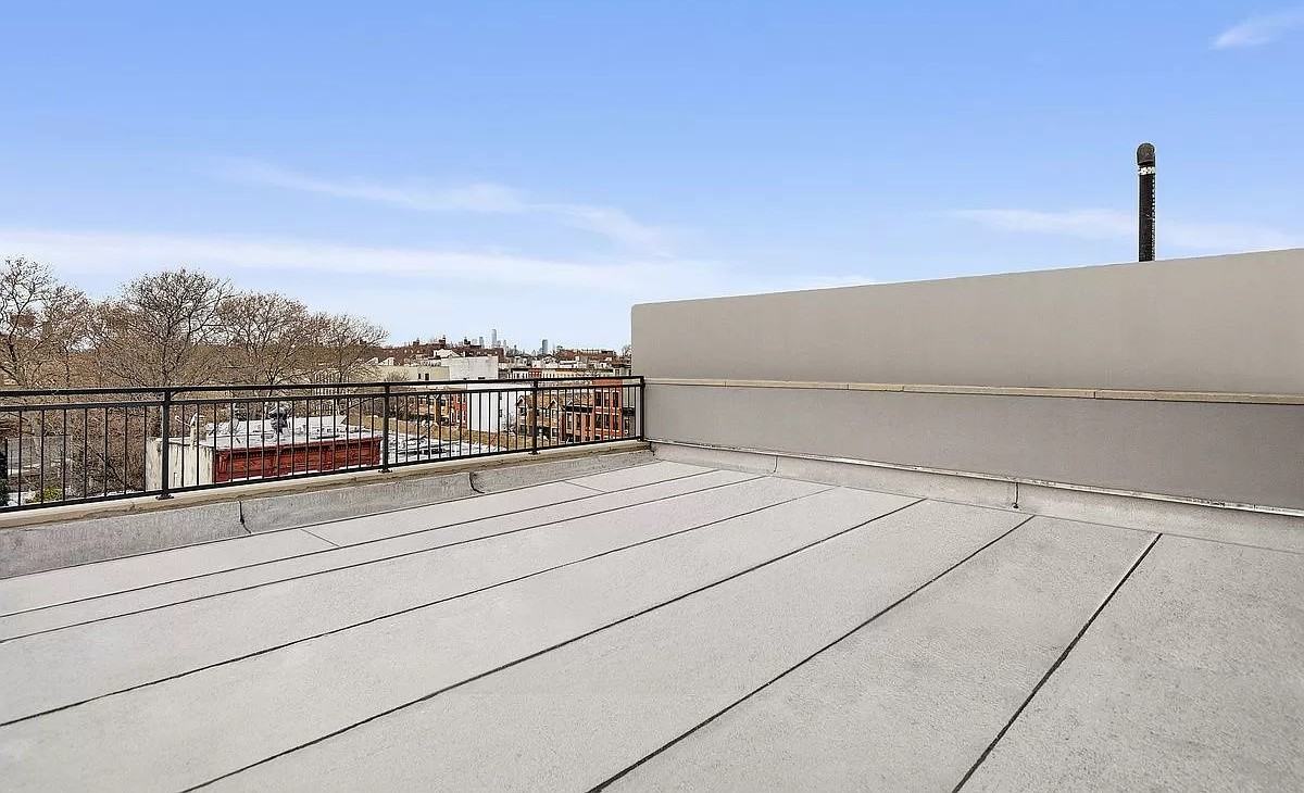 225 Howard Ave #2BA - Photo 2 of 6