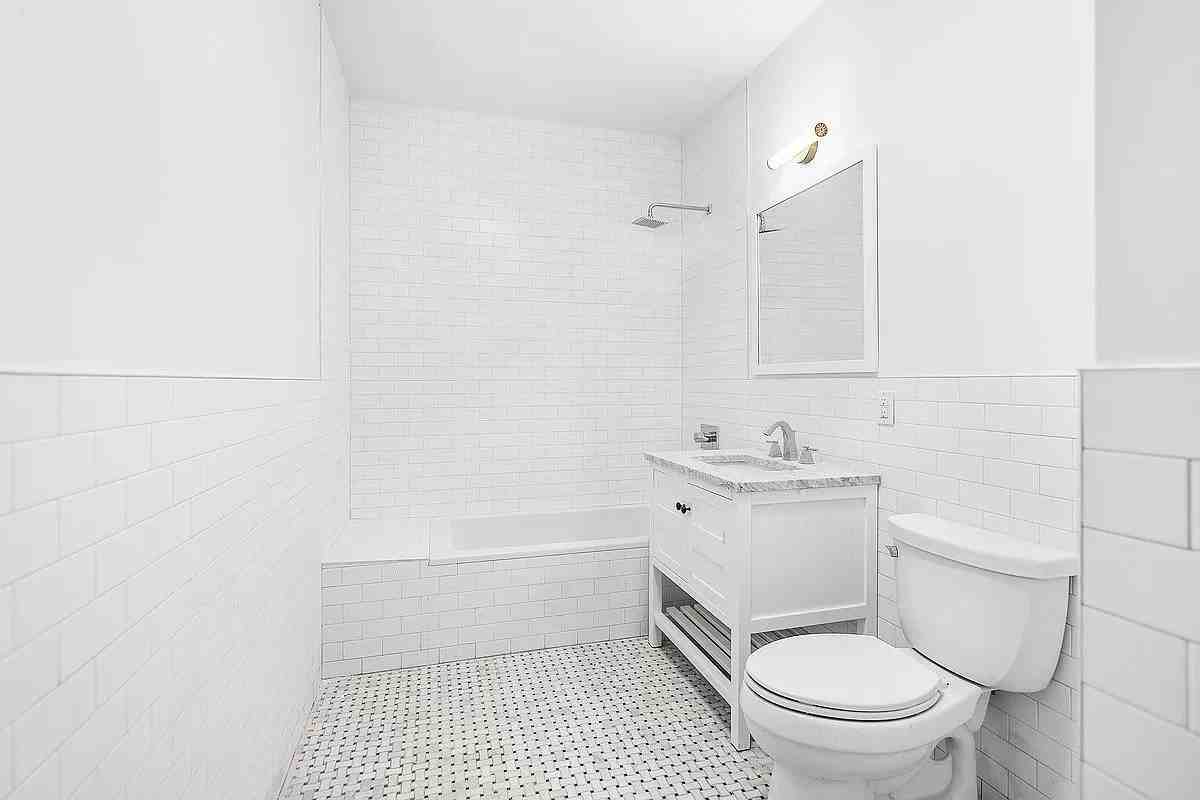 225 Howard Ave #2BA - Photo 6 of 6