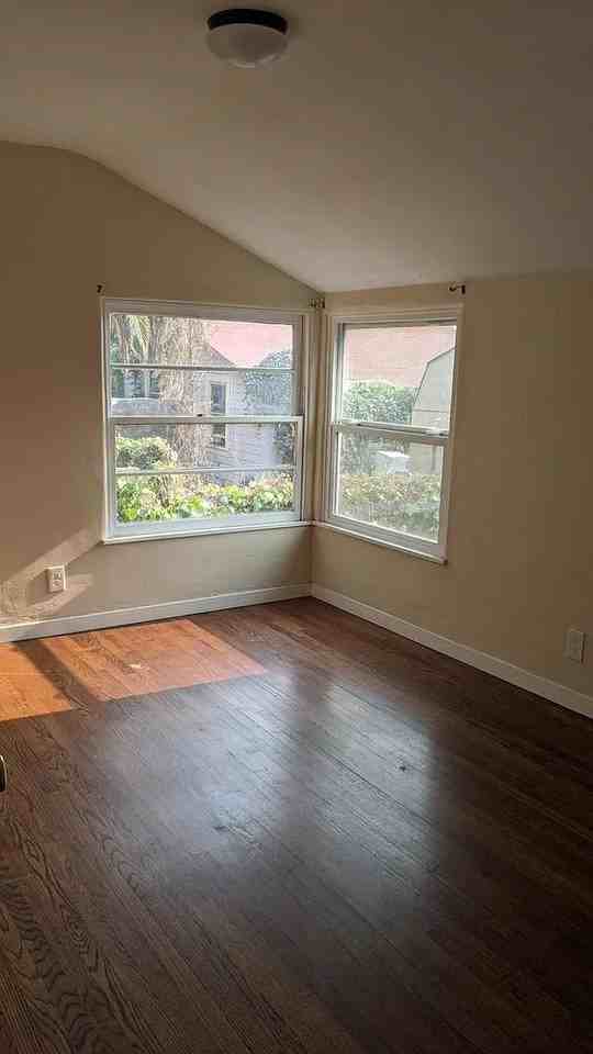 673 Santa Rosa St #CC - Photo 4 of 9