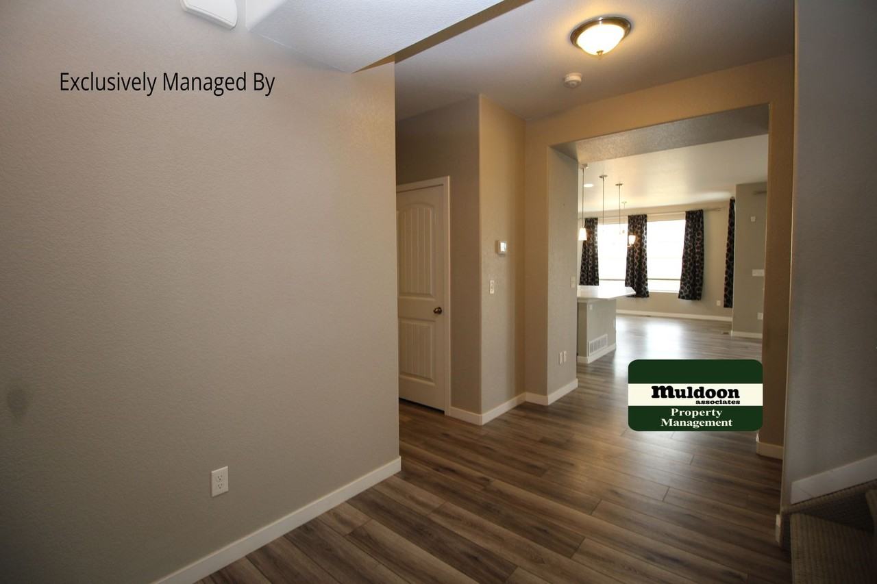2322 Pelican Bay Dr - Photo 5 of 14