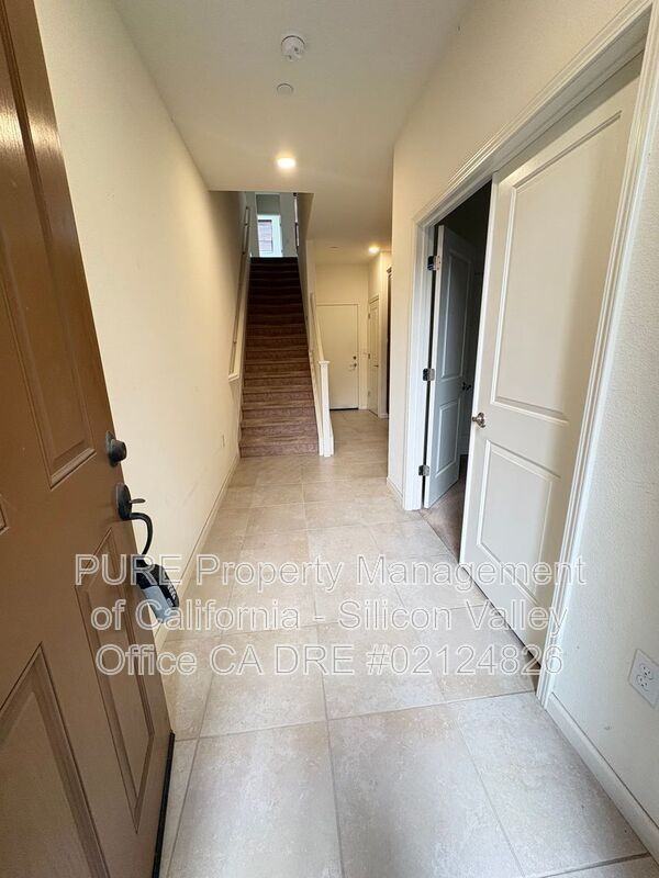 2712 Ferrara Cir - Photo 3 of 18