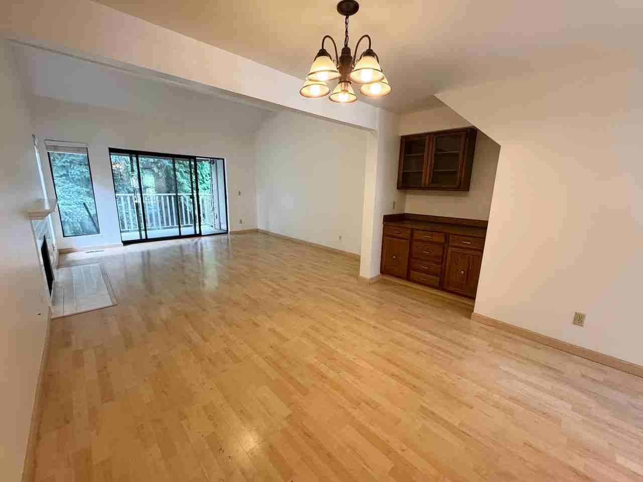 3939 108th Ave Ne #304 - Photo 7 of 21