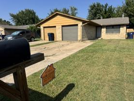 8606 S Drexel Pl - Photo 1 of 1
