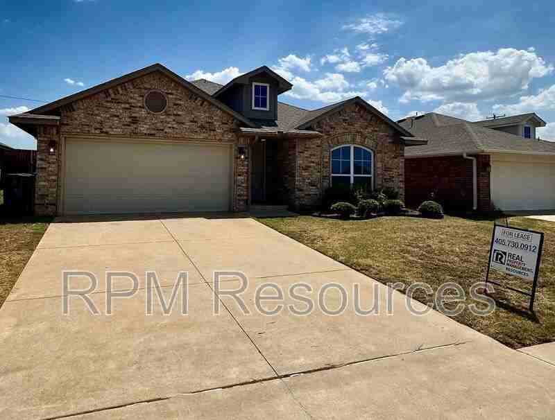 6716 Nw 157th St - Photo 2 of 25