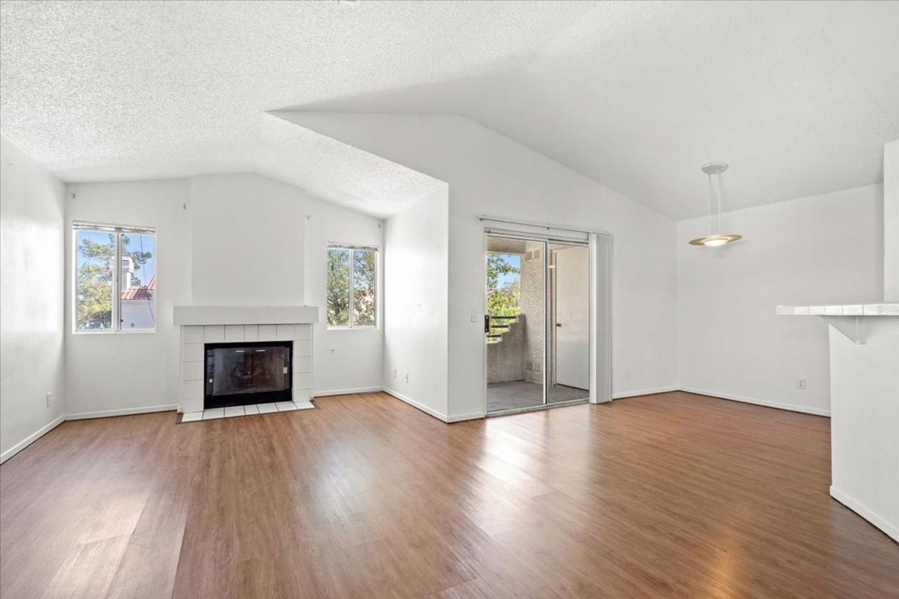 7909 Fossil Creek Ln - Photo 4 of 21