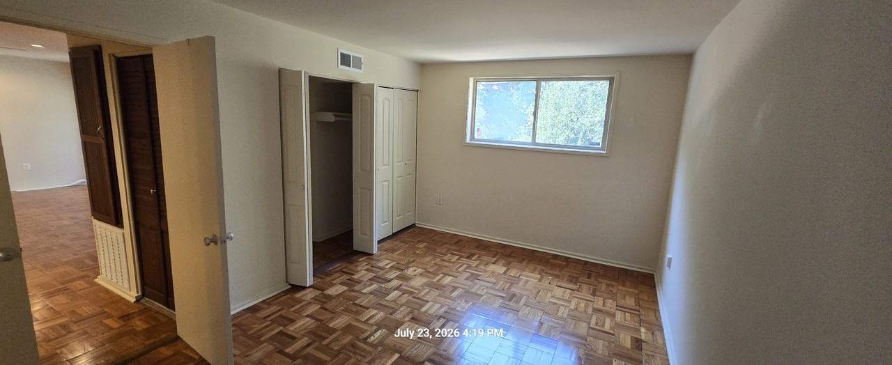 7439 Little River Tpke #101 - Photo 6 of 11