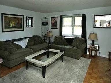 Roberts St #146 - Photo 4 of 8