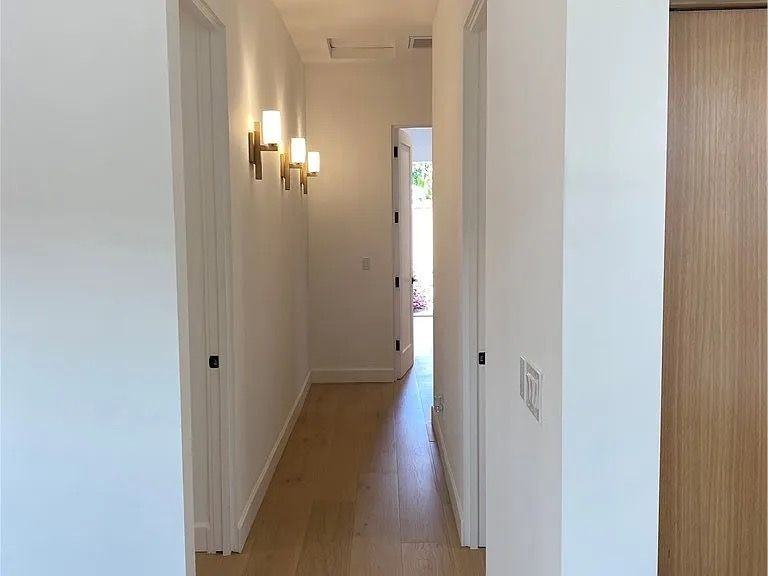 5923 Haas Ave - Photo 2 of 5