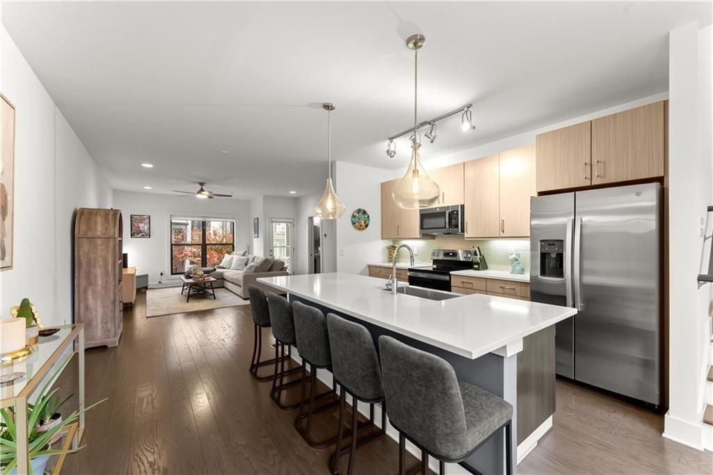 53 Moda Ln - Photo 7 of 44