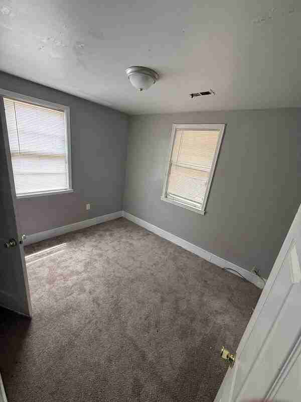 16A Dixie Dr - Photo 3 of 6