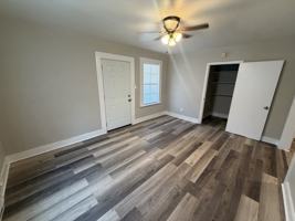 featured image of 1111 N Holmes St