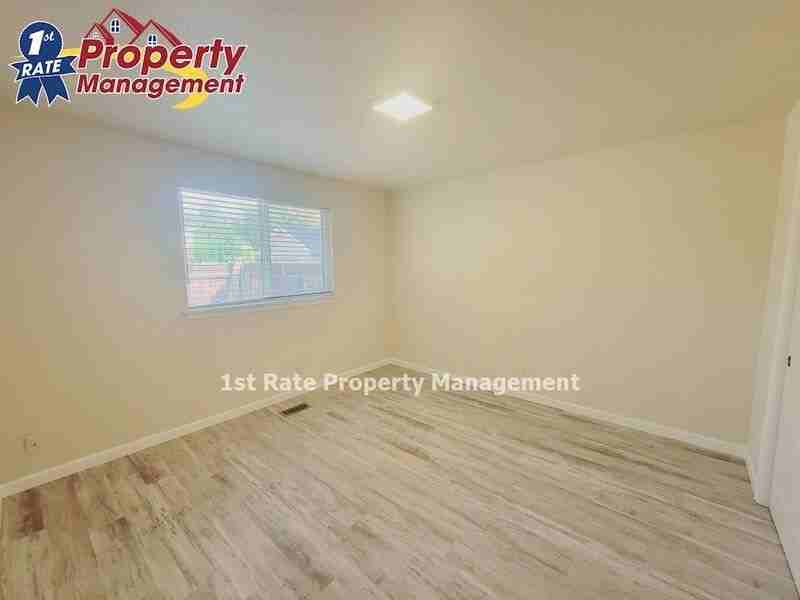 4336 W Rose Hill Ct - Photo 7 of 16