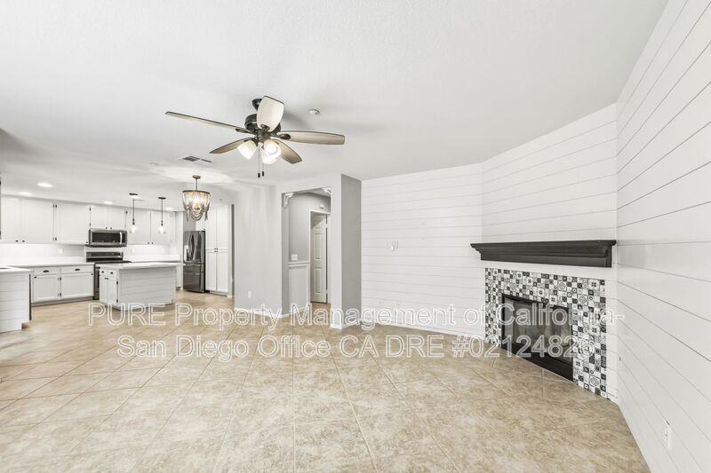 1578 Acacia Cir - Photo 5 of 20
