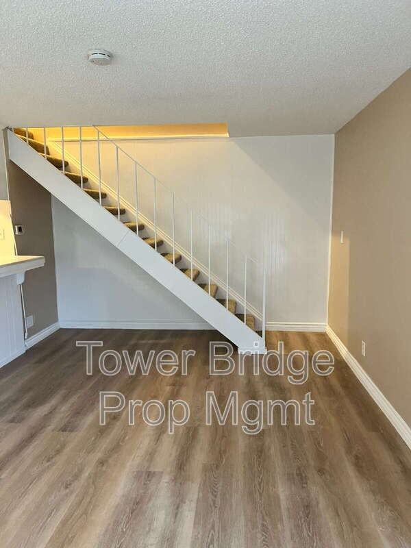 5146 Rhode Island Dr #2 - Photo 5 of 12