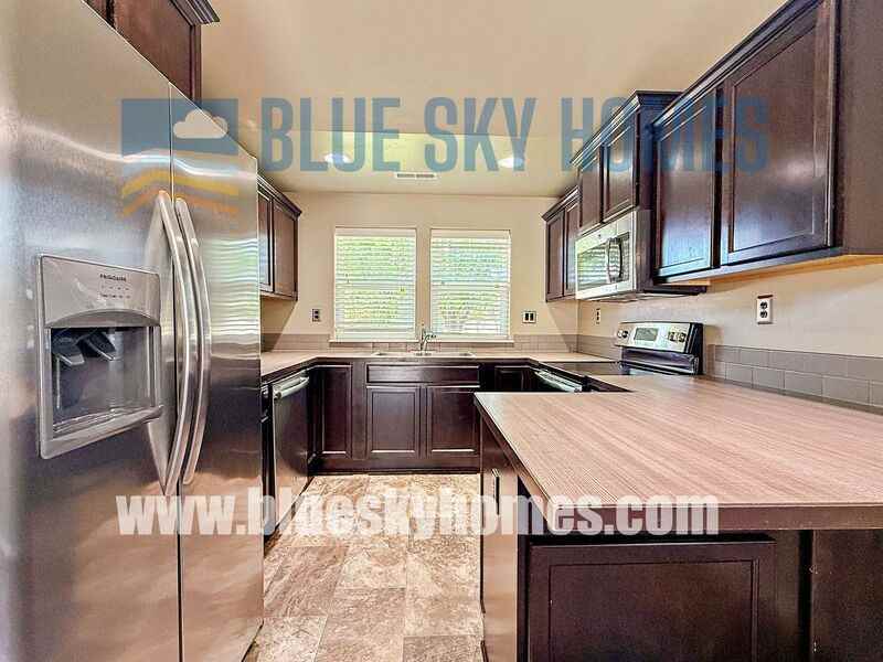 10308 W Shelborne Dr - Photo 2 of 16