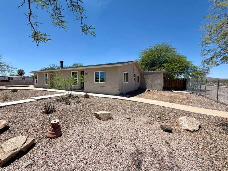 11016 N Grand Canyon Blvd - Photo 3 of 20
