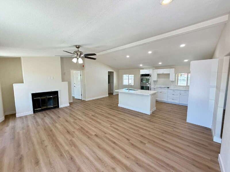 11016 N Grand Canyon Blvd - Photo 4 of 20