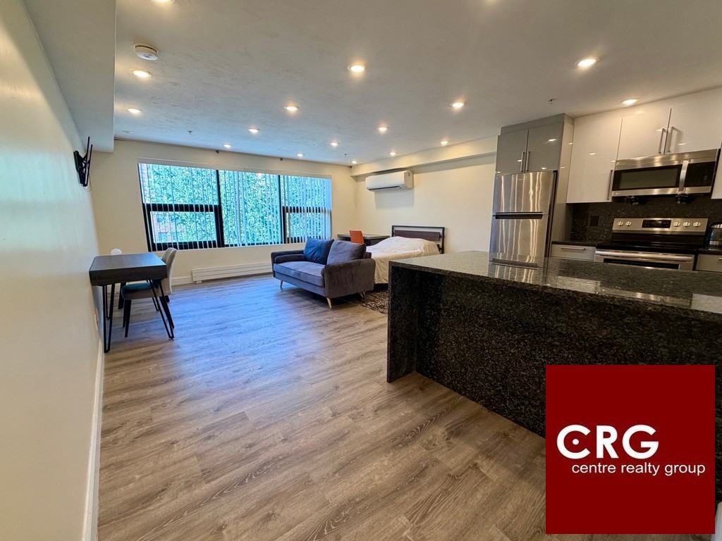 1028 Commonwealth Ave #U405 - Photo 2 of 13