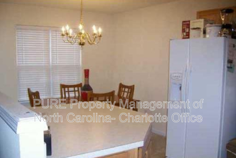 11314 Stone Trail Rd - Photo 4 of 10