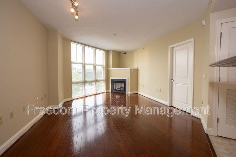 11760 Sunrise Valley Dr #514 - Photo 7 of 38