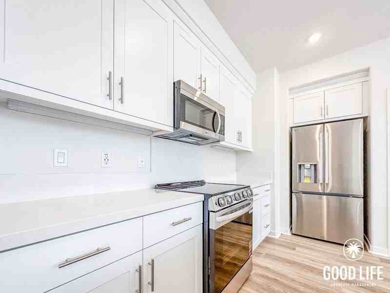 6046 Angela Ct - Photo 4 of 40