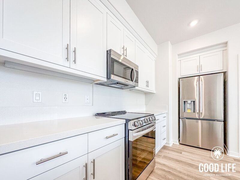 6050 Angela Ct - Photo 7 of 40