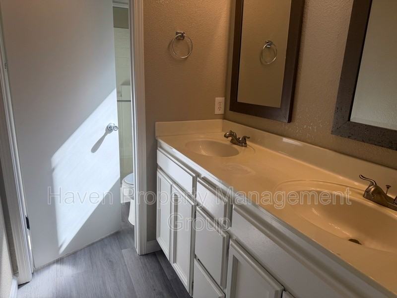 1211 Fruitwood Way - Photo 7 of 8