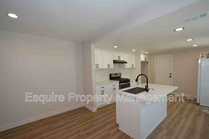 3551 W Hemlock St - Photo 4 of 21