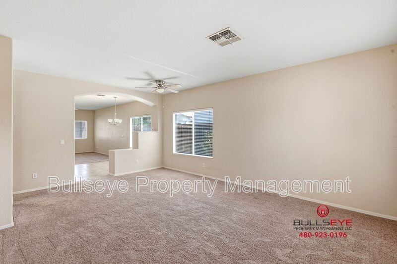 3736 E Woodside Way - Photo 4 of 31