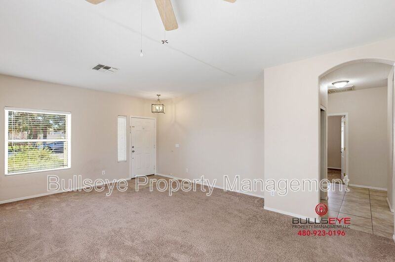 3736 E Woodside Way - Photo 5 of 31